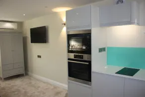 Studio-Apartment-Private-Ground Floor - Image 3
