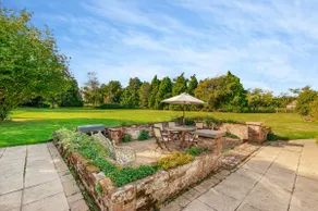 Perry Farm by Bloom Stays -  beautiful country farmhouse in quiet location sleeps 14 - Image 3