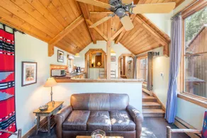 Upper Hollow Pines Cottage-Walking Distance to Sundance Resort - Image 5
