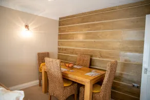 Sandbanks. The Beach House Apartments, central, parking and walk to the beach - Image 5