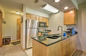 Cozy Branson Getaway ~ 2 Mi to Silver Dollar City! - Image 2