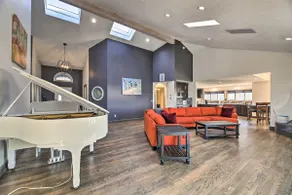 Luxurious Newport Estate w/ Spa & Lighthouse Views - Image 4