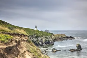 Luxurious Newport Estate w/ Spa & Lighthouse Views - Image 3