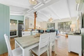 Mystery Bay Retreat - Image 5