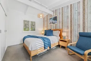 Mystery Bay Retreat - Image 3