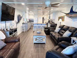 Pepsi Camp - Beachfront - Island Realty - Image 2