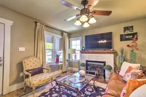Charming Home in Downtown Nampa w/ Patio + Yard! - Image 5