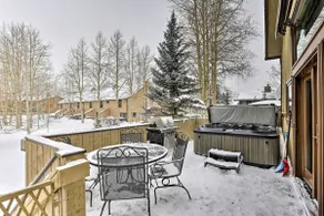 10 Mi to Breckenridge: Townhome w/ Hot Tub & Deck! - Image 2