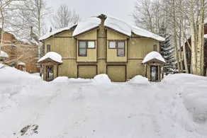 10 Mi to Breckenridge: Townhome w/ Hot Tub & Deck! - Image 3