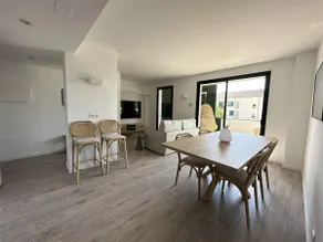 101.50 Two bedrooms apartment with parking place - Image 3