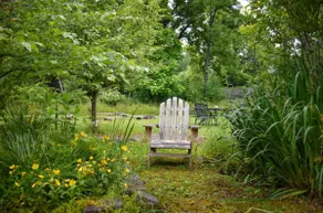 The Louie II: Accord Farmhouse near Arrowood w/ Hot Tub & Large Yard - Image 5