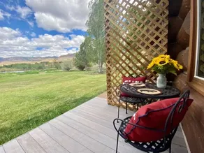 Elk Valley Ranch Retreat-  Private Apartment Retreat with Mountain and River Views - Image 2