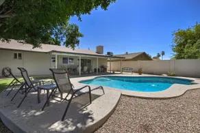 Tempe Remodel w Sparkling Pool and Game Room - Image 5