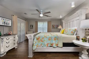3BR Condo Sleeps 10 | 2 Living Rooms | Pool - Image 5