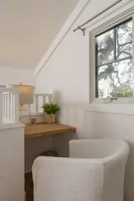 The Beach Loft- Private, Remodeled, Walkable! - Image 5