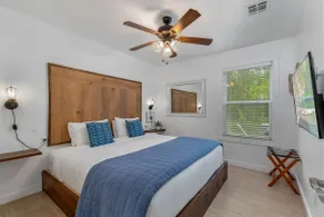 Kayaks*Forest View*Firepit*King*Lakefront*Gameroom - Image 2