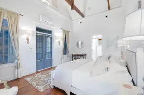 2 Min Walk to the Beach, Pool + Town Square! Rosemary Family Home - Image 3