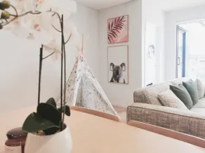 Brand New Lux 2 Bedroom Apartment - Image 4