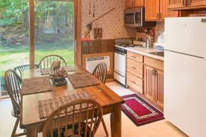 Cheerful Condo with Private Patio, Shared Tennis, - Image 5