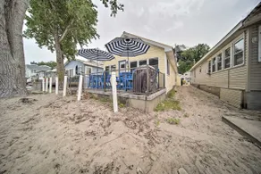 1 Mi to Presque Isle: Waterfront Lake Erie Cottage - Image 2