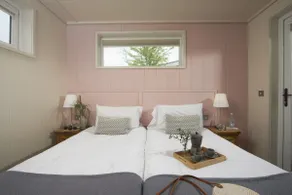 Cedar Lodge, Strawberryfield Park - Image 5