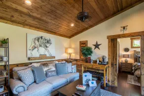 Red Wolf Chalet at Eagles Nest - Image 5