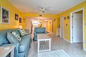 Cheery Condo with Pool Access: 3 Miles to Beach! - Image 4
