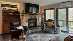 Mountain Condo with Modern Cabin Style - Image 3