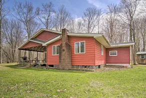Rustic & Modern Russell Cabin w/ Grill + Deck - Image 3