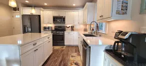 Charming Private Retreat Near Beaches/Fully Fenced - Image 5