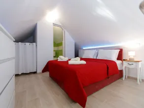 Villa Balarin - Stuga med fem sovrum med terrass och utsikt över staden - Image 3