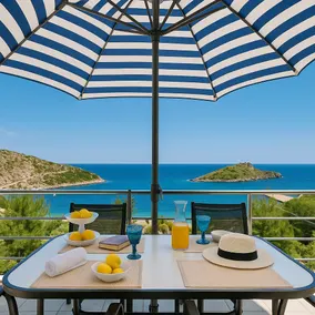 Coastal Paradise Found - Komis' Private Pool Retreat - Image 3