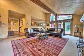 Luxe Sun Valley Retreat w/ Hot Tub, 3 Mi to Resort - Image 3