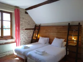 Gîte-Exclusive-Private Bathroom-Countryside - Image 3
