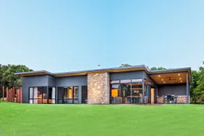 Artisan Gunyulgup Luxe Lakeside Wellness Hideaway - Image 4