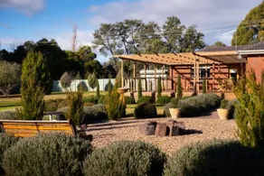 Musk Vale Villa - dog friendly, 5 mins to town - Image 2