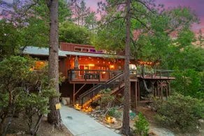 Unique Modern Cabin w/spa, dry sauna - Image 4