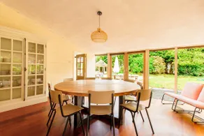 13P 5B Beautiful villa with Pool and Jacuzzi - Image 4