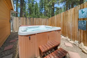 Catalina Retreat - WiFi gratuit, bain à remous privé et table de billard! 2 heures gratuites de location de v��lo / kayak! - Image 4