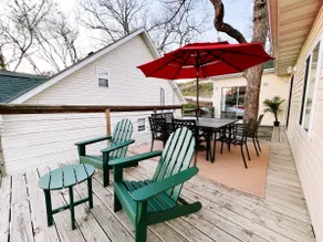Waterfront Cottage & Dock w/ Beautiful View - 5MM - Image 3