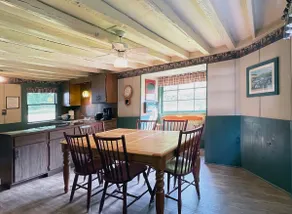 Charming Cottage on Private Resort in the Poconos - Image 4