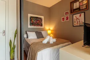 Artsy Loft & Office - Style and practicality - Image 3