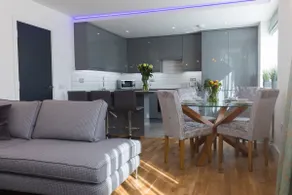 Two bedroom Apartment with hot tub in Broadstairs! - Image 2