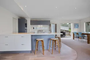 Modern Kiwi Bach - Waihi Beach Holiday Home - Image 5