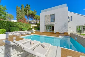 2244 Luxury Modern Villa with Heated Pool in Puerto Banus - Image 3