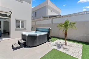 Casa Bos Dolphin Pool Jacuzzi 6p - Image 4