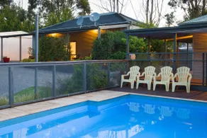 Pet-Friendly Cottage with Breathtaking Views - Image 3