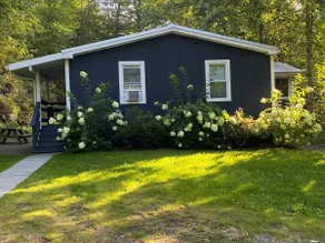 Stylish Retreat near Hiking, Climbing & New Paltz - Image 2