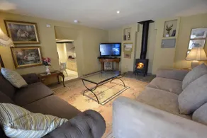 Pippinwell - with shared heated pool & games room - Image 2