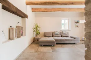 Elegant villa med have - Image 2